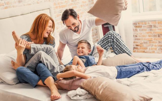 Famiglia-Gruppo-Tecnocasa-768x513.jpg