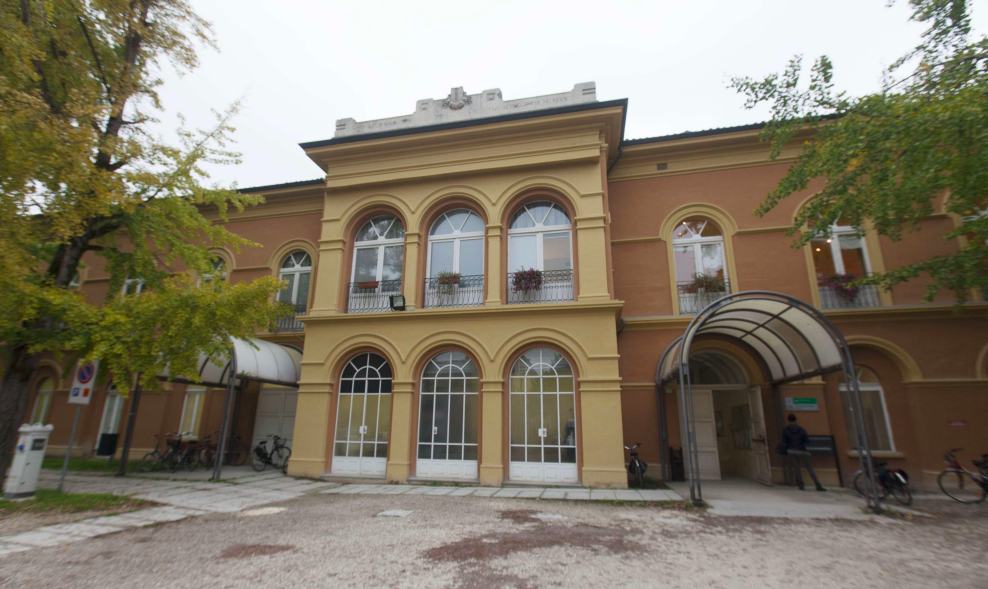 casa della salute russi.png
