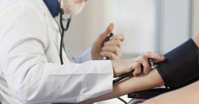 Pressione, colesterolo, glicemia: da oggi l’Europa invita tutti a controllare i valori